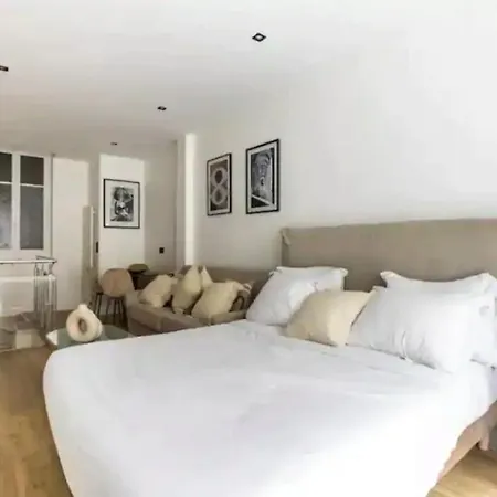 Magnifique Avec Sauna Et Jacuzzi Appartamento Parigi